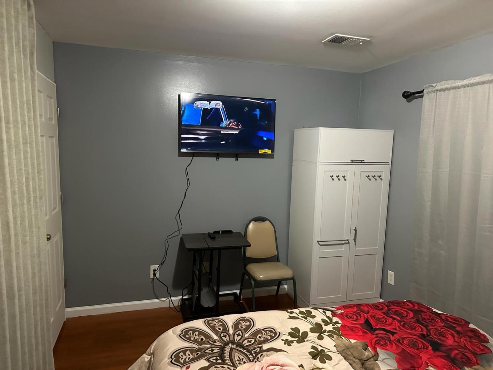Divine Guest House Room D. 6Mins Near Ewr Newark Airport, 4Mins To Penn Station / Prudential Exterior photo